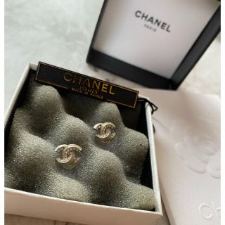 シャネル(CHANEL)のMACO様専用⭐︎CHANEL ラインストーン ココマーク ピアス(ピアス)