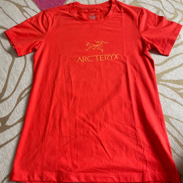 ARC'TERYX(アークテリクス)のアークテリクスシャツ レディースのトップス(Tシャツ(半袖/袖なし))の商品写真