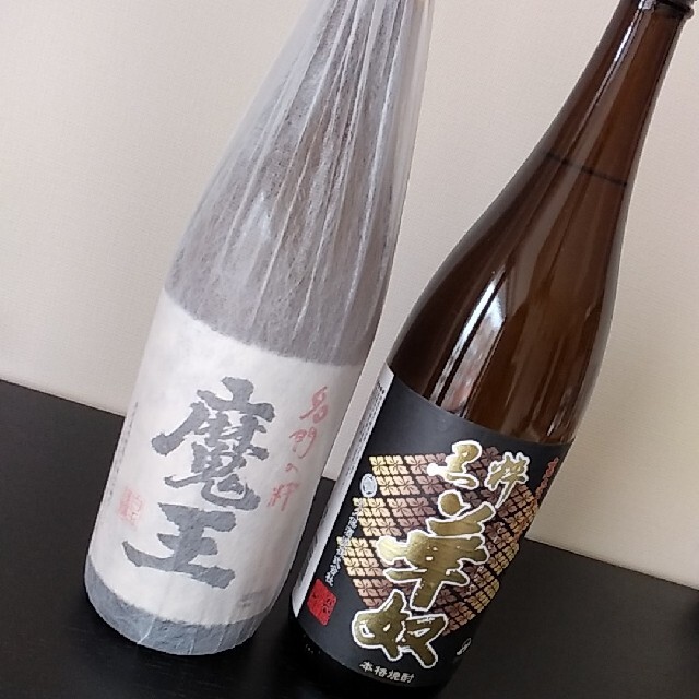 のりすけ様⭐専用 芋焼酎 1800ml『魔王』『黒粋 華奴』 食品/飲料/酒の酒(焼酎)の商品写真