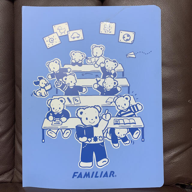 familiar(ファミリア)のファミリア　バインダー エンタメ/ホビーのおもちゃ/ぬいぐるみ(キャラクターグッズ)の商品写真