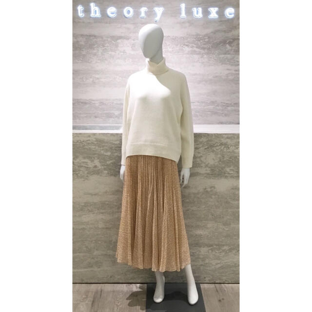 Theory luxe(セオリーリュクス)のTheory luxe 19aw アニマル柄プリーツスカート レディースのスカート(ロングスカート)の商品写真