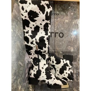 イエローブーツ(Yellow boots)のさにー様専用　YELLO BABY MOO KNEE BOOTS 牛柄 COW柄(ブーツ)