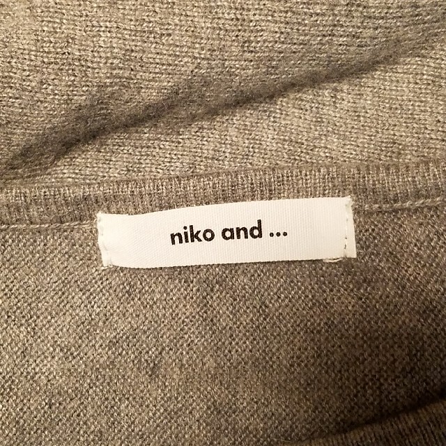 niko and...(ニコアンド)のnico and…セーター 薄手 ゆるだぼ カジュアル 着まわし グレー レディースのトップス(ニット/セーター)の商品写真