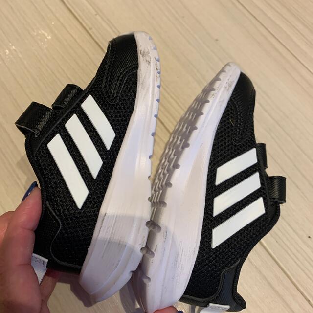 adidas(アディダス)のadidas スニーカー　ブラック　 キッズ/ベビー/マタニティのベビー靴/シューズ(~14cm)(スニーカー)の商品写真