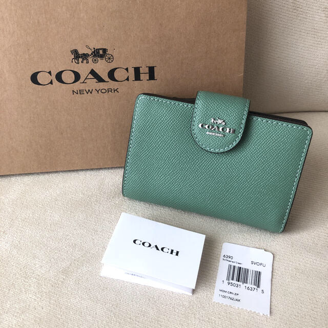 2021年春夏新作★新品 COACH コーチ 二つ折り財布 ウォッシュドグリーントミー