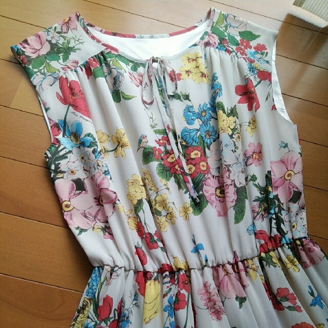 定番のお歳暮 冬ギフト ロイスクレヨン ワンピース マキシ丈 花柄 ロングワンピース マキシワンピース Guiacieneguilla Com 定番のお歳暮 冬ギフト ロイスクレヨン ワンピース マキシ丈 花柄 ロングワンピース マキシワンピース Guiacieneguilla Com