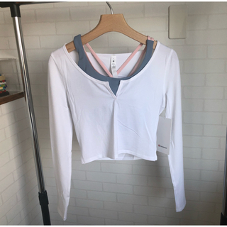 ルルレモン(lululemon)のlululemon ルルレモン Cropped Henley LS トップス(ヨガ)