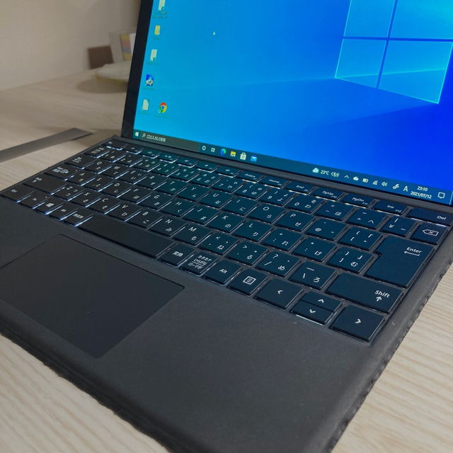 Microsoft(マイクロソフト)のSurfacePro 5 256GB i5 256GB simフリー スマホ/家電/カメラのPC/タブレット(ノートPC)の商品写真