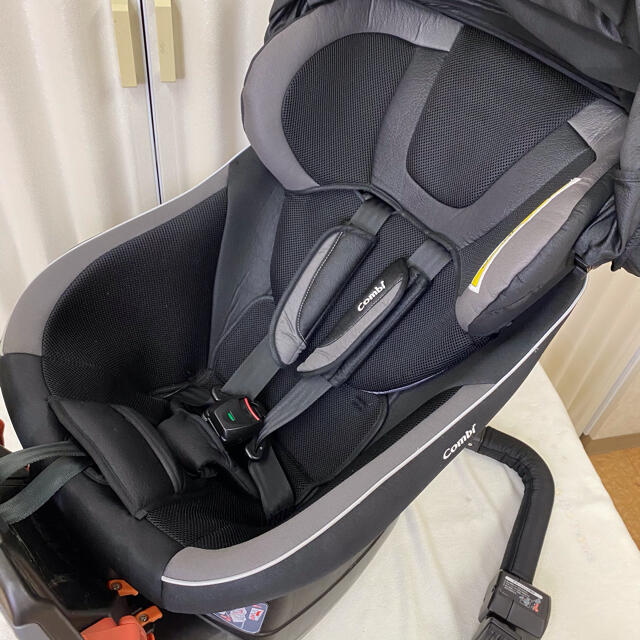 国内最安値! combiチャイルドシートJL-540業者クリーニング済