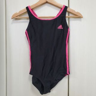 アディダス(adidas)の〔新品〕adidas　女児用水着　150cm(水着)