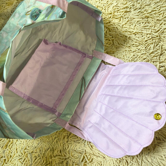 Q-pot.(キューポット)のQ-pot☆シェルマカロントートバッグ レディースのバッグ(トートバッグ)の商品写真