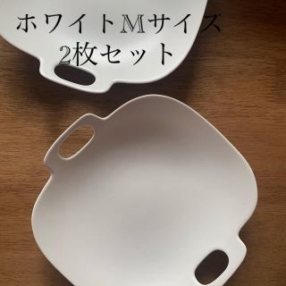 イッタラ(iittala)のイイホシユミコ　ボンボヤージュM ホワイト2枚セット(食器)