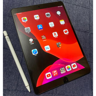 アイパッド(iPad)のiPad Air3 64GB スペースグレイ　タッチペン付き！(タブレット)