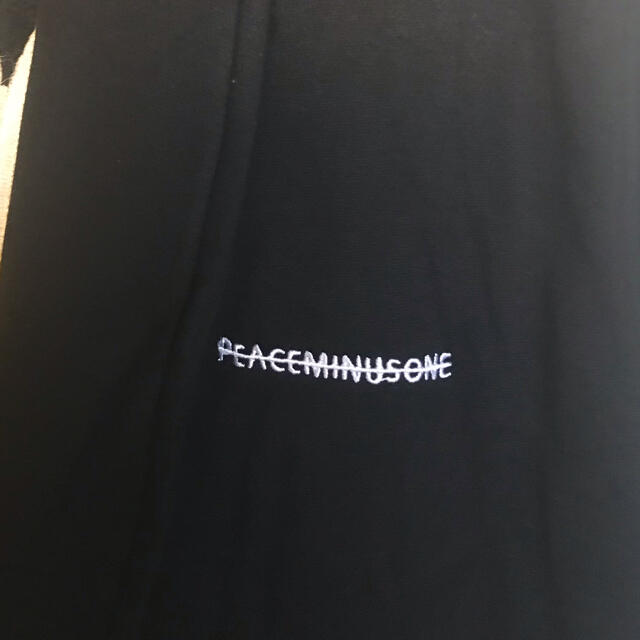 PEACEMINUSONE(ピースマイナスワン)のPeaceminusone ローブ キッズ/ベビー/マタニティのベビー服(~85cm)(バスローブ)の商品写真