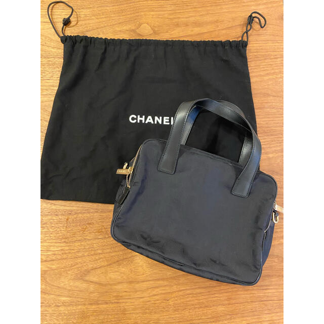 CHANEL(シャネル)の【美品】シャネル　ニュートラベルライン　バッグ レディースのバッグ(ハンドバッグ)の商品写真