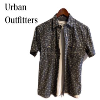 アーバンアウトフィッターズ(Urban Outfitters)のメンズ URBAN OUTFITTERS アーバンアウトフィッターズ半袖シャツ (シャツ)