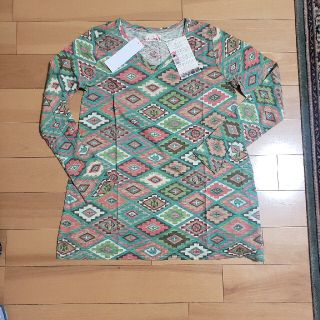 チチカカ(titicaca)の新品タグ付き　チチカカ　長袖シャツ(Tシャツ(長袖/七分))