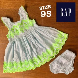 ベビーギャップ(babyGAP)のbabygap 95サイズ 穴刺繍がかわいい ワンピース パンツ セット 蛍光色(ワンピース)