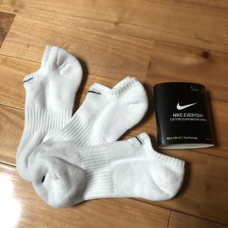 ナイキ くるぶしソックス 靴下の通販 21点 Nikeのレディースを買うならラクマ