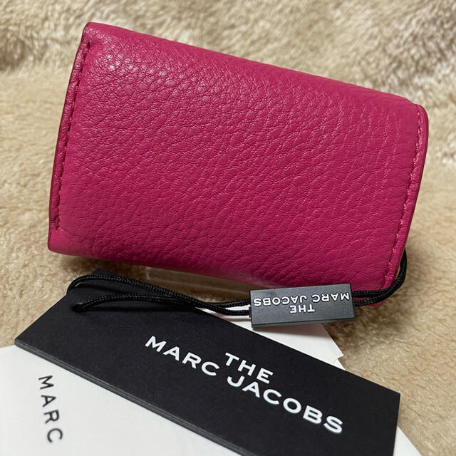 MARC JACOBS(マークジェイコブス)のマークジェイコブス 二つ折り財布 ピンク ＊少し汚れあり＊ レディースのファッション小物(財布)の商品写真