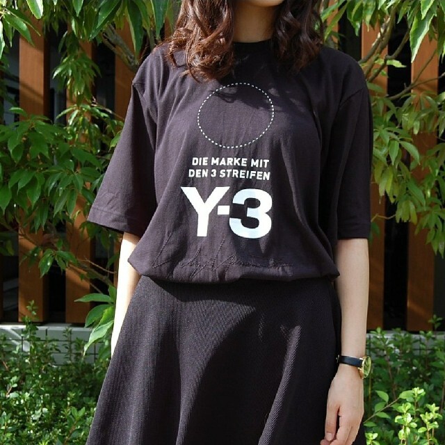 朝倉未来朝倉未来着用 Y-3 STACKED LOGO TEE シグネチャー刺繍Tシャツ