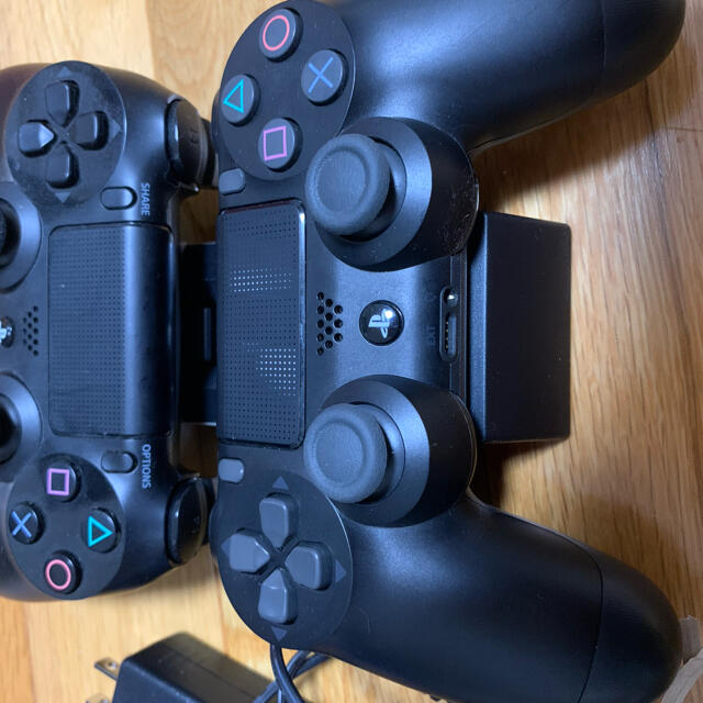 PlayStation4(プレイステーション4)のps4本体 エンタメ/ホビーのゲームソフト/ゲーム機本体(家庭用ゲーム機本体)の商品写真