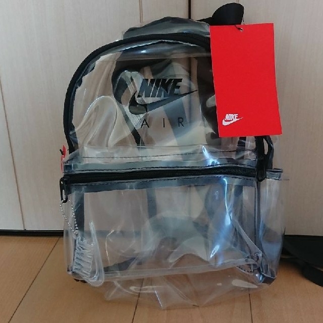 NIKE(ナイキ)の値下げ！ナイキ Just Do It バックパック (ミニ)11L 4380円! レディースのバッグ(リュック/バックパック)の商品写真