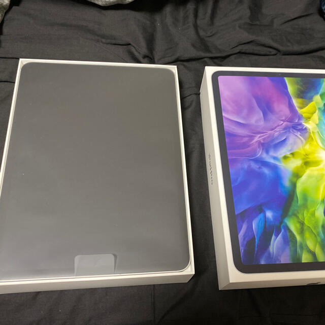 上品 iPad Pro 11インチ 第2世代 シルバー Cellular 256GB スマホ/家電