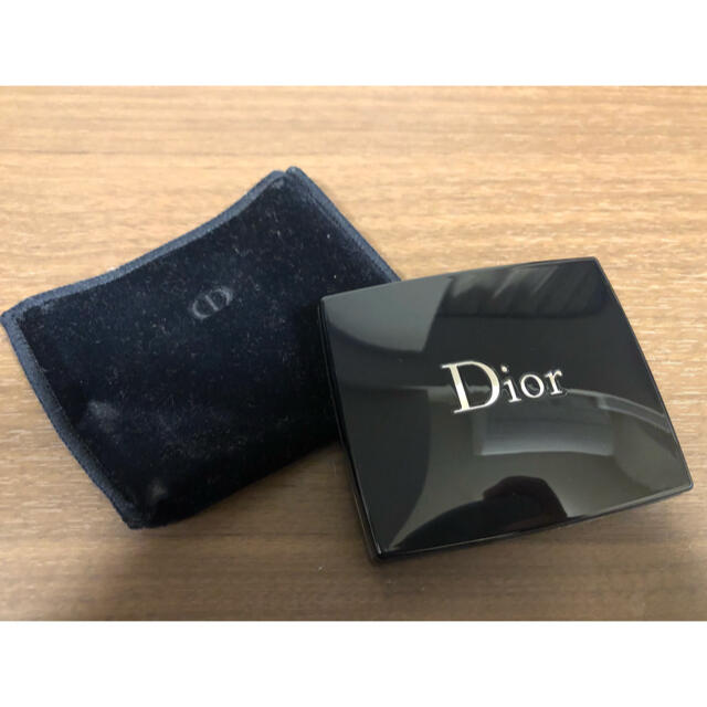 Dior(ディオール)のディオールスキン　ルージュ　ブラッシュ(チークカラー) コスメ/美容のベースメイク/化粧品(チーク)の商品写真