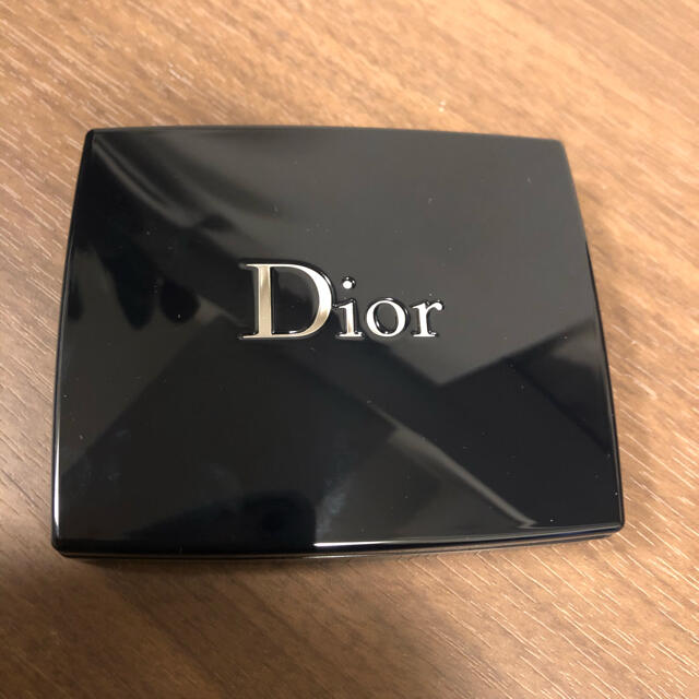 Dior(ディオール)のディオールスキン　ルージュ　ブラッシュ(チークカラー) コスメ/美容のベースメイク/化粧品(チーク)の商品写真