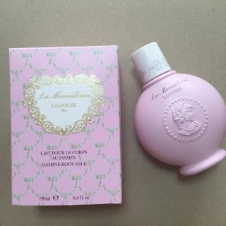 レメルヴェイユーズラデュレ(Les Merveilleuses LADUREE)の新品 ラデュレ ボディミルク(ボディローション/ミルク)