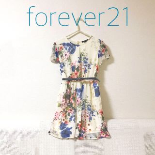 フォーエバートゥエンティーワン(FOREVER 21)のフォーエバー21 花柄ワンピース♡ zara ユニクロ gu しまむら　h&m(ミニワンピース)