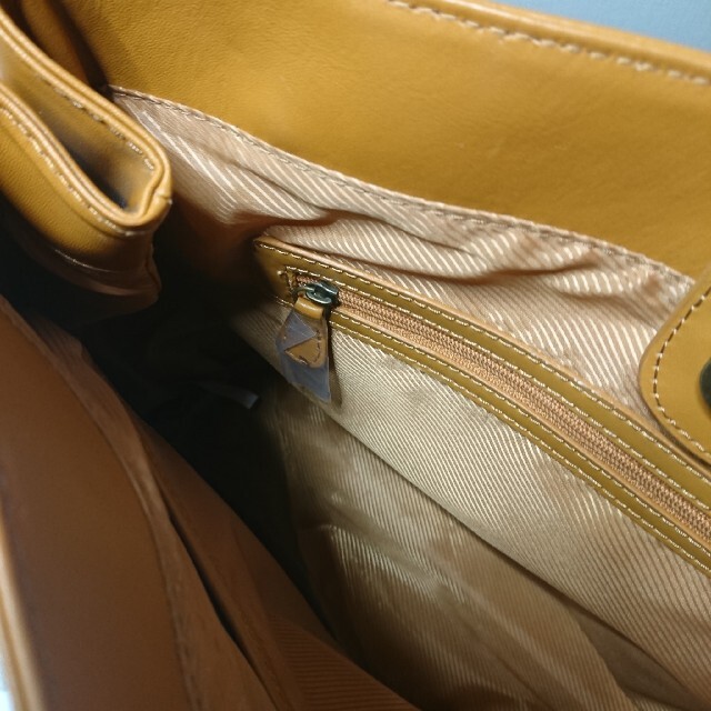 ハローキティ(ハローキティ)の【レア・新品・未使用・タグ付】サンリオ ハローキティー ハンドバッグ レディースのバッグ(ハンドバッグ)の商品写真