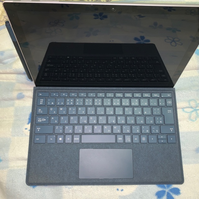 プラチナ Microsoft 6/i5/256GB&タイプカバー&タッチペンセットの通販 プラチナ Microsoft 6/i5/256GB&タイプカバー&タッチペンセットの通販