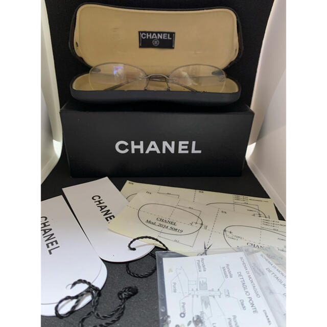 ファッション小物メガネ　CHANEL