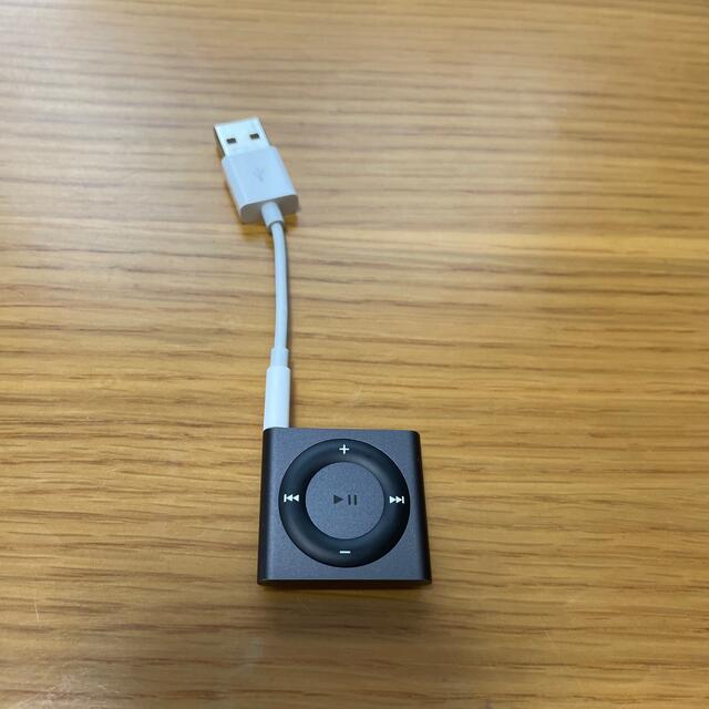 iPod(アイポッド)のiPod shuffle 2GB  スマホ/家電/カメラのオーディオ機器(ポータブルプレーヤー)の商品写真