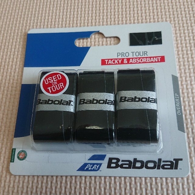 Babolat(バボラ)の値下げ⤵️新品 バボラ Babolat ウェット グリップテープ 3本入り スポーツ/アウトドアのテニス(ラケット)の商品写真