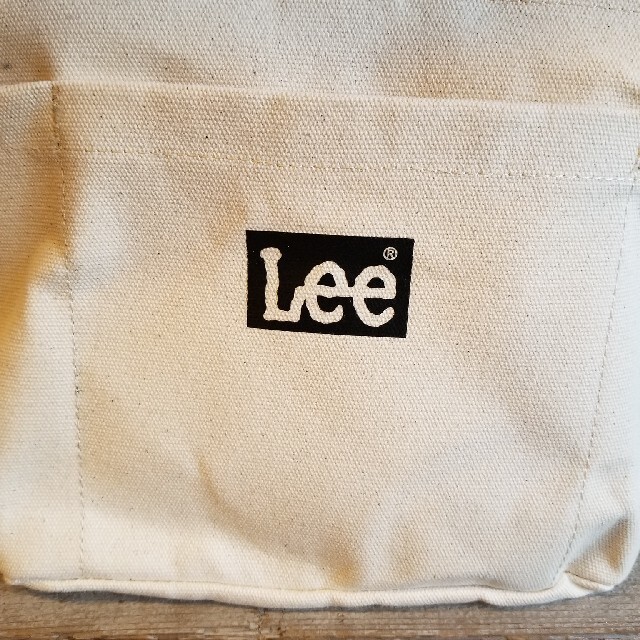 Lee(リー)のLee 3ポケットキャンバスミニトートバッグ(ロゴ部分ブラック) レディースのバッグ(トートバッグ)の商品写真