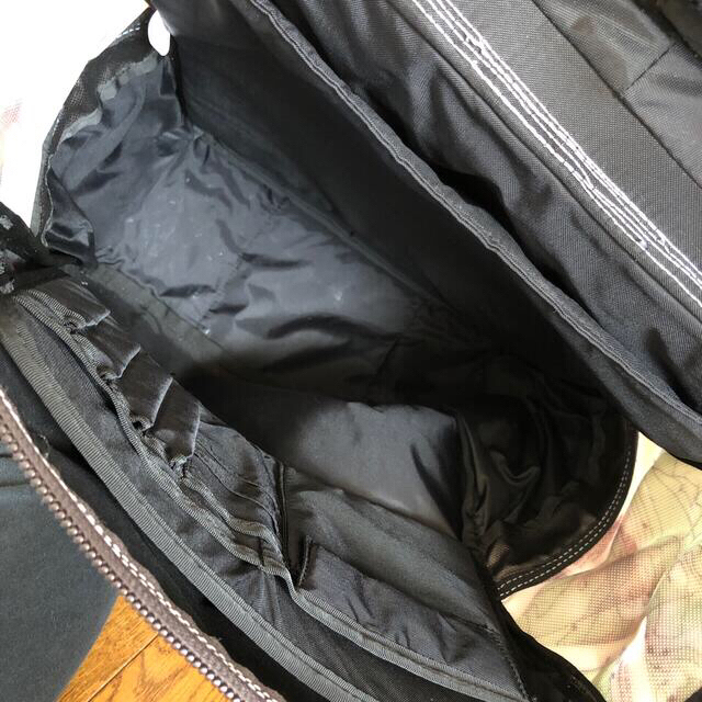 THE ノースフェイスリュック ホワイトトポマッププリント ヒューズボックス30Lの通販 by oyuki'sshop|ザノースフェイスならラクマ NORTH FACE - 得価NEW