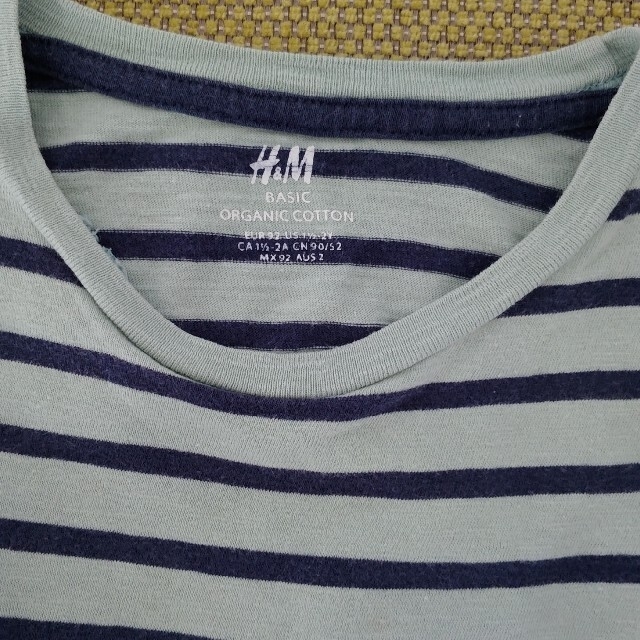 H&M(エイチアンドエム)のH&M organic cotton 92cm キッズ/ベビー/マタニティのキッズ服男の子用(90cm~)(Tシャツ/カットソー)の商品写真
