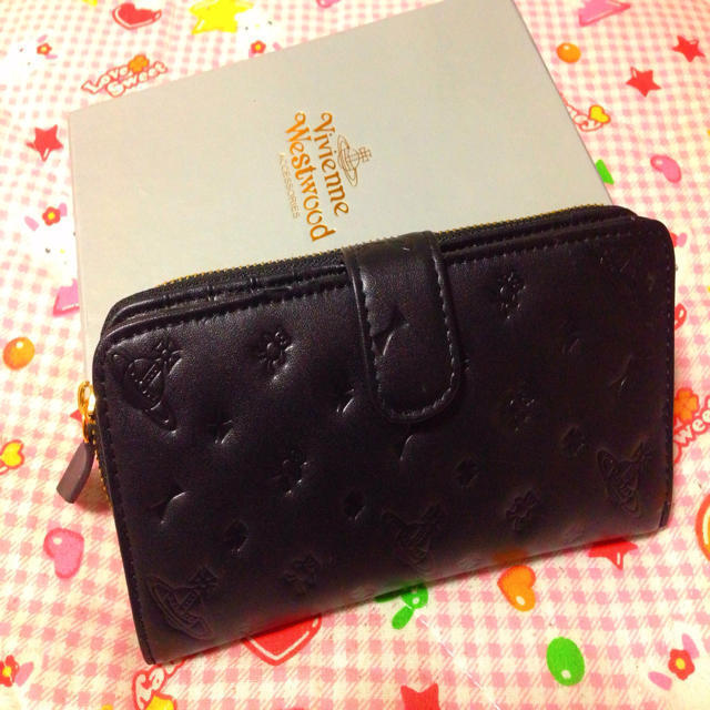 Vivienne Westwood(ヴィヴィアンウエストウッド)の早い者勝ち！ヴィヴィアン♥可愛いベアー柄 レディースのファッション小物(財布)の商品写真