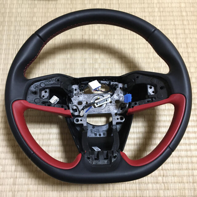 ホンダ FK8 シビックタイプR用純正ステアリング