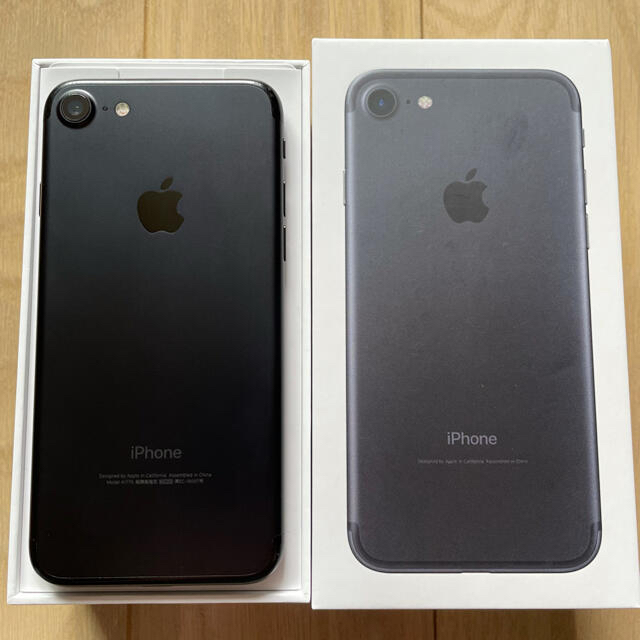 iPhone 7 Black 128 GB SIMフリー