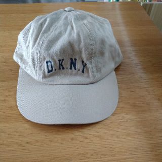 ダナキャランニューヨーク(DKNY)の取り置き中　DKNYキャップ(キャップ)