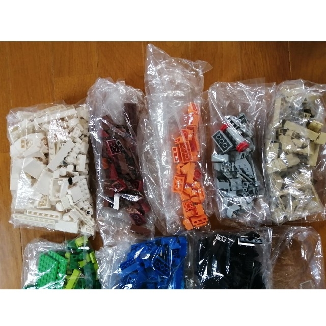 Lego(レゴ)のレゴ　青いバケツ　基本セット2個 キッズ/ベビー/マタニティのおもちゃ(積み木/ブロック)の商品写真