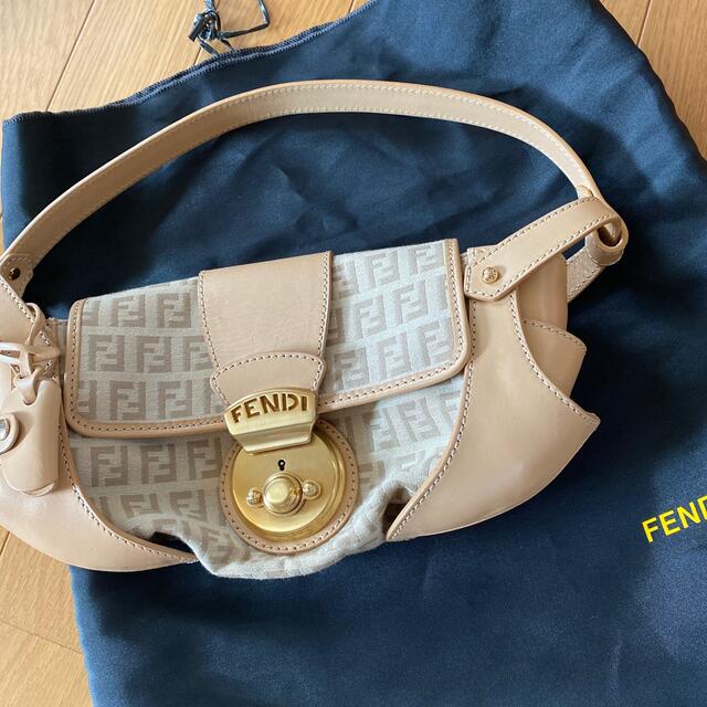 FENDI(フェンディ)のフェンディ　ハンドバッグ レディースのバッグ(ハンドバッグ)の商品写真