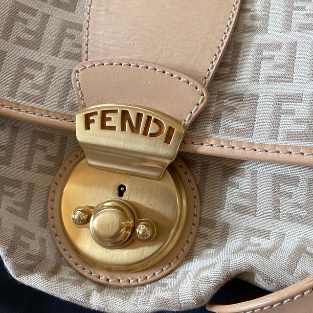 FENDI(フェンディ)のフェンディ　ハンドバッグ レディースのバッグ(ハンドバッグ)の商品写真