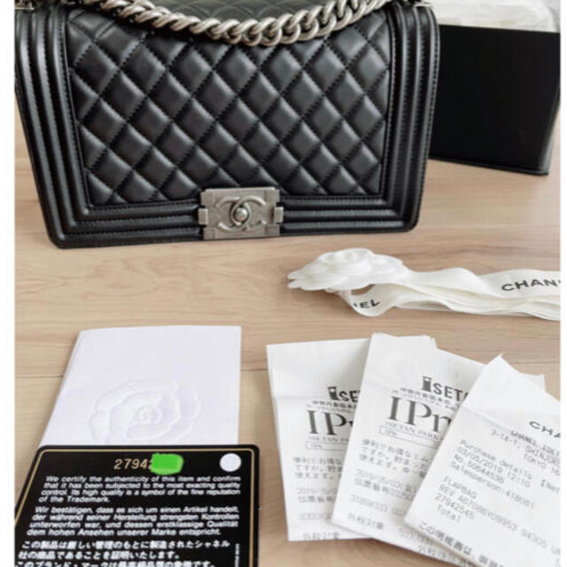 CHANEL - CHANEL ボーイ♡カーフスキン(15*25*9㎝) 19SS 分割②