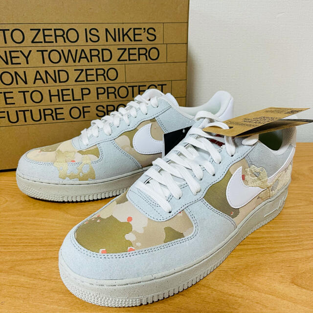 NIKE(ナイキ)の【新品 28】NIKE エアフォース 1 白 ホワイト カモフラ 迷彩　プレミア メンズの靴/シューズ(スニーカー)の商品写真