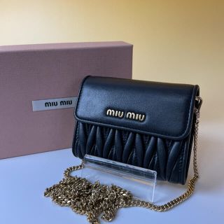 ミュウミュウ ウォレットチェーンの通販 19点 | miumiuを買うならラクマ